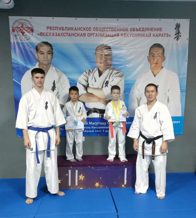 1"Б"сынып  оқушысы  Құмарқан  Жарқын  Өскемен  қаласының  Клубаралық жарысында